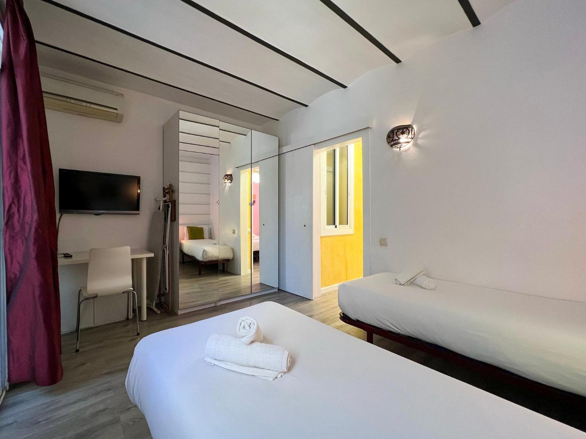 Stay U-Nique Apartments Fontrodona Barcelona Ngoại thất bức ảnh